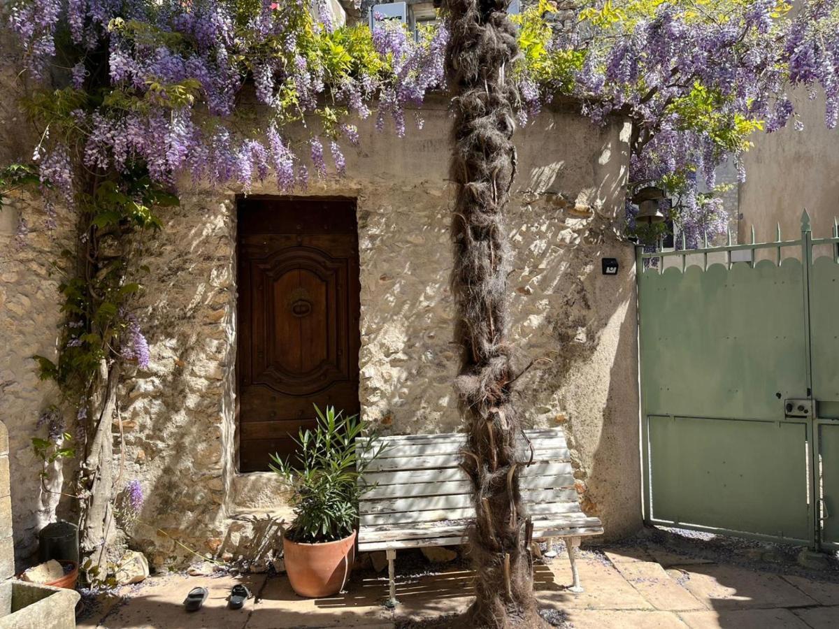 Bed and Breakfast Chez Les Filles Dions Exterior foto